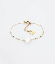 Charger l&#39;image dans la galerie, BRACELET Dame fleur acier doré ZAG SBS7970-01WHT
